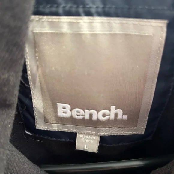 Bench Pullover lightweight jacket - Picture 6 of 6